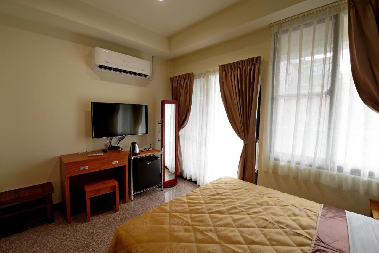 Hongfu Elegant Business Hotel Zhongli Eksteriør billede